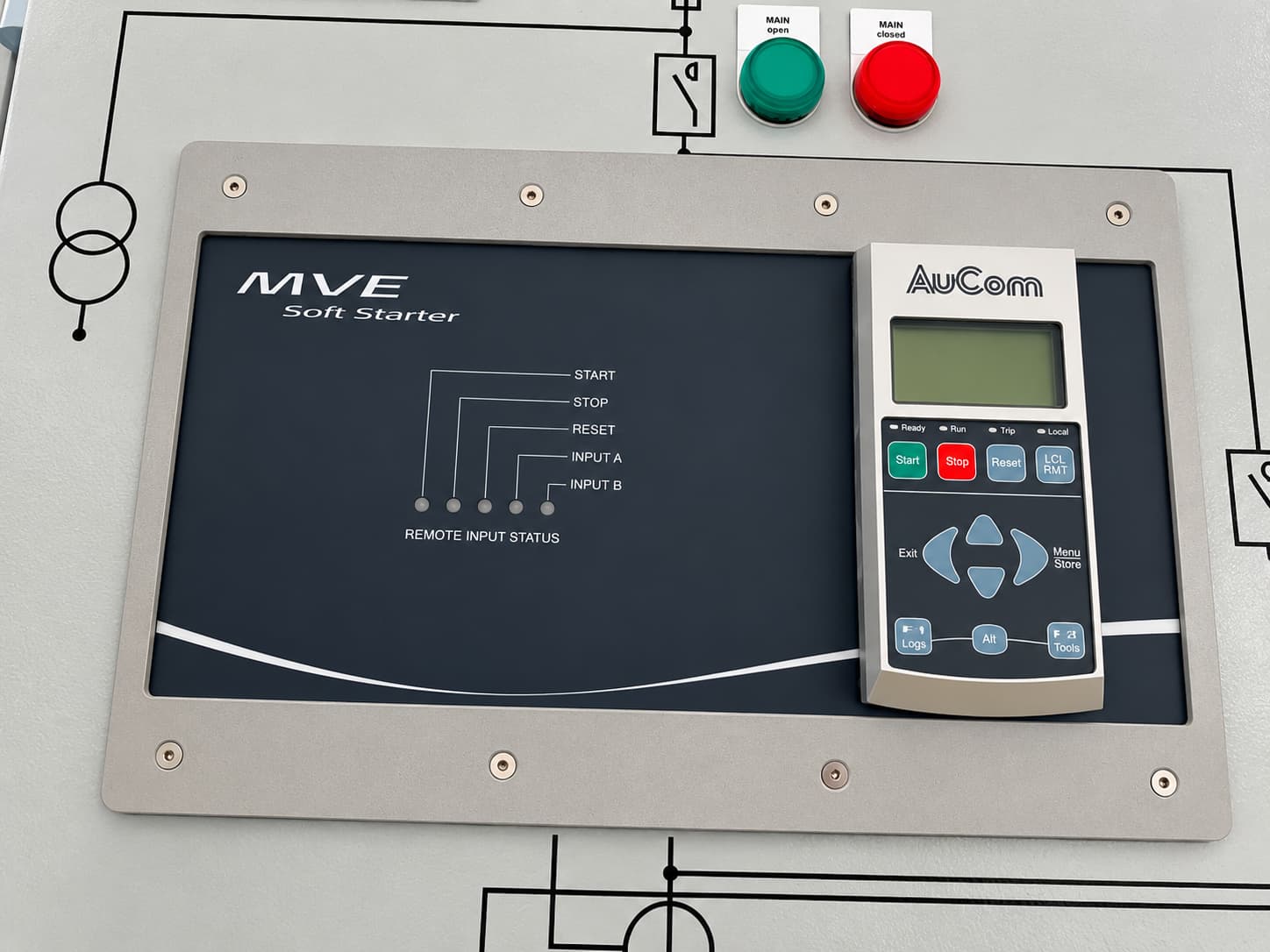AuCom MVE soft starter controller with LCD display and keypad